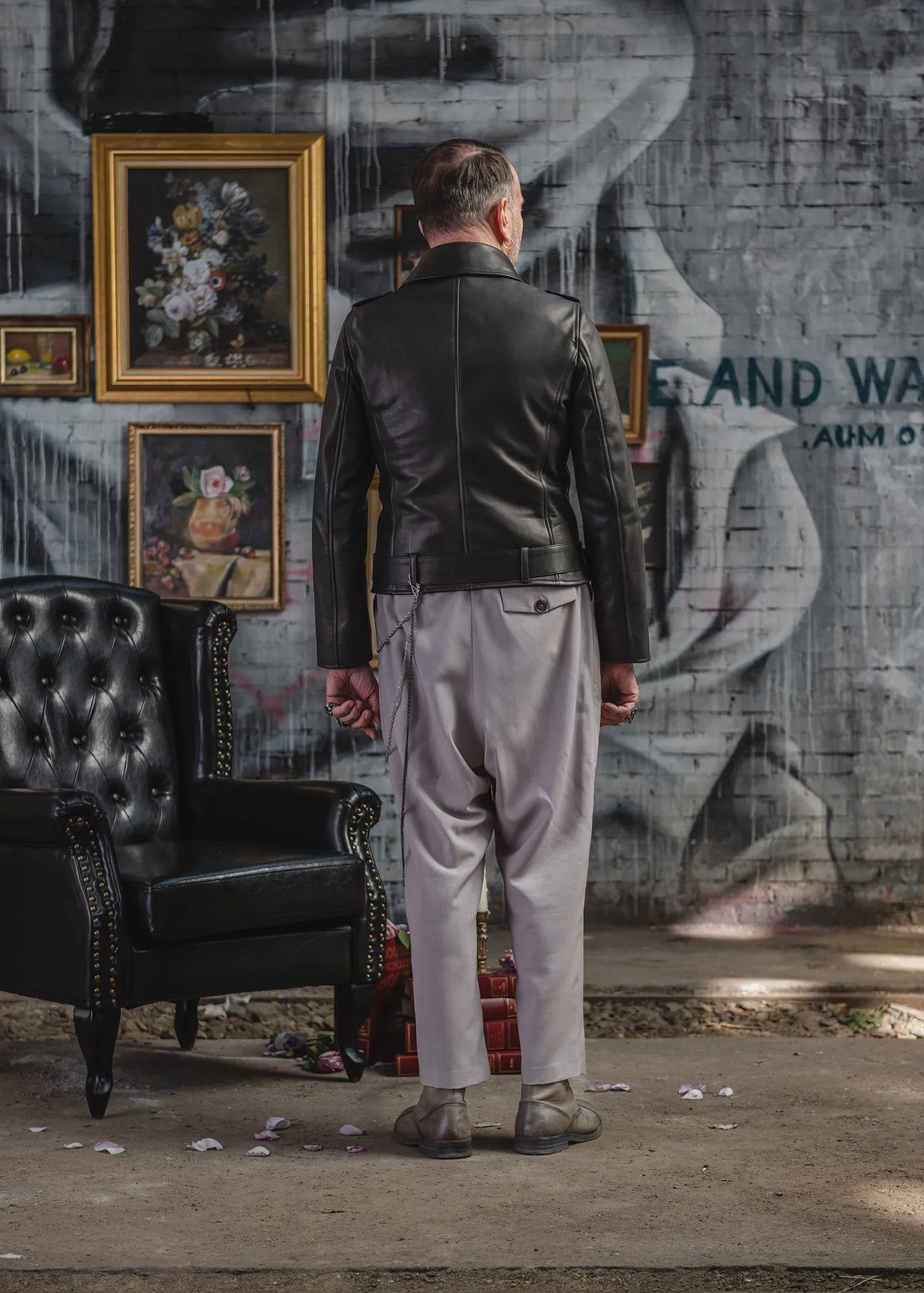 Alexandrina_ black leather jacket - Private Sales 25
