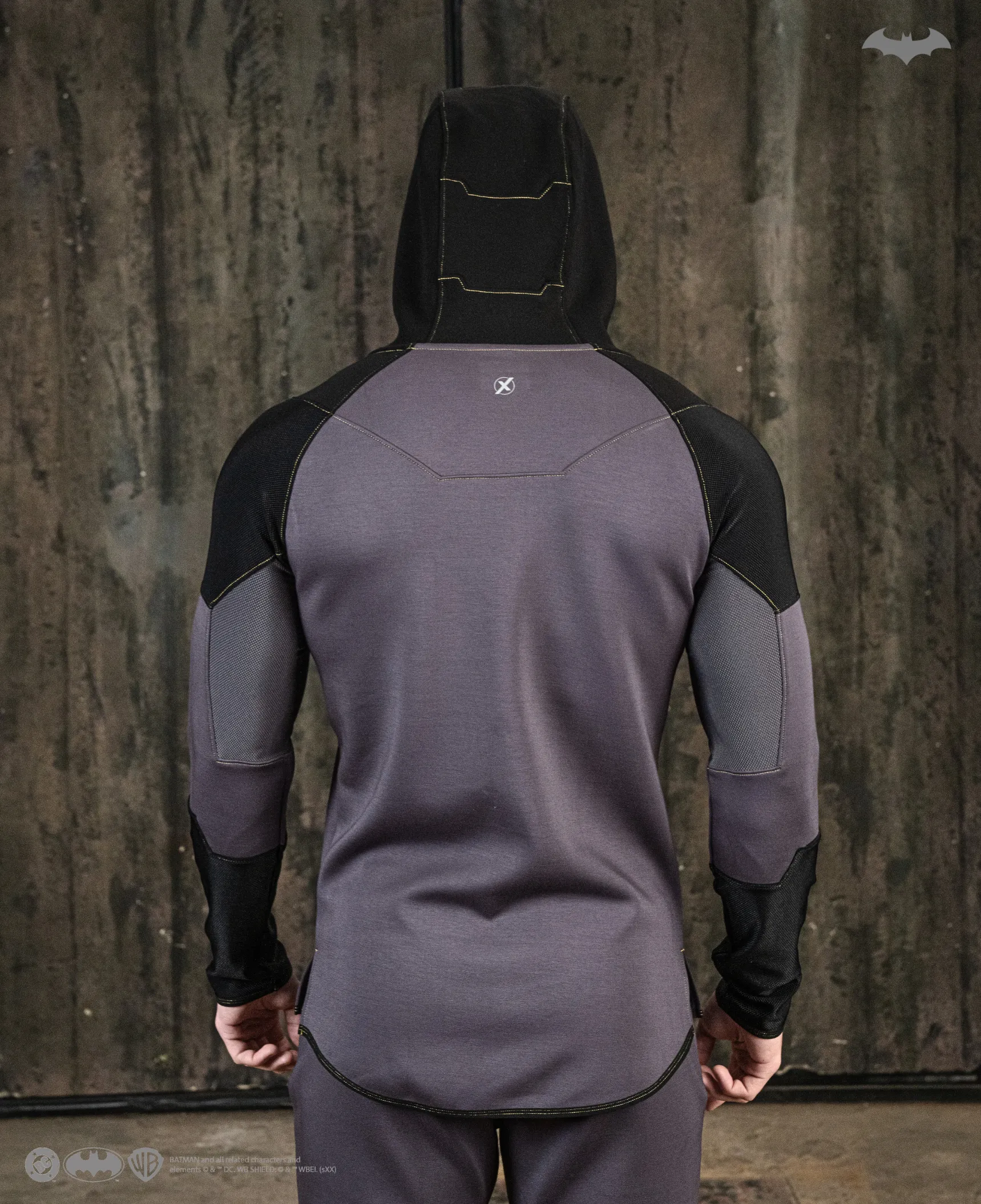 BATMAN Limited Edition Collectors Bundle w/ Free LTD Shirt