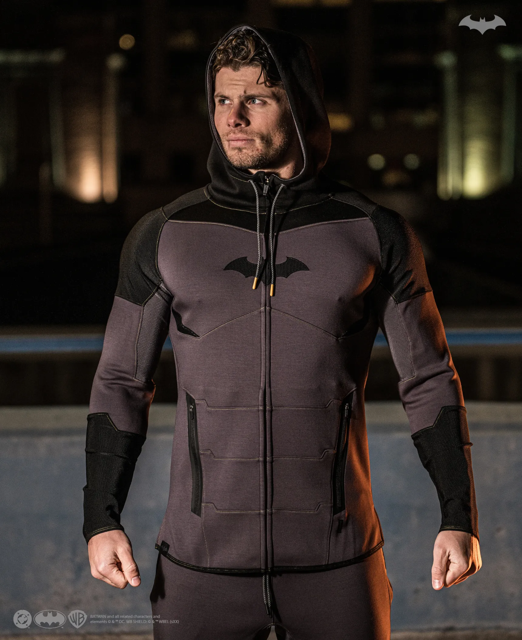 BATMAN Limited Edition Collectors Bundle w/ Free LTD Shirt