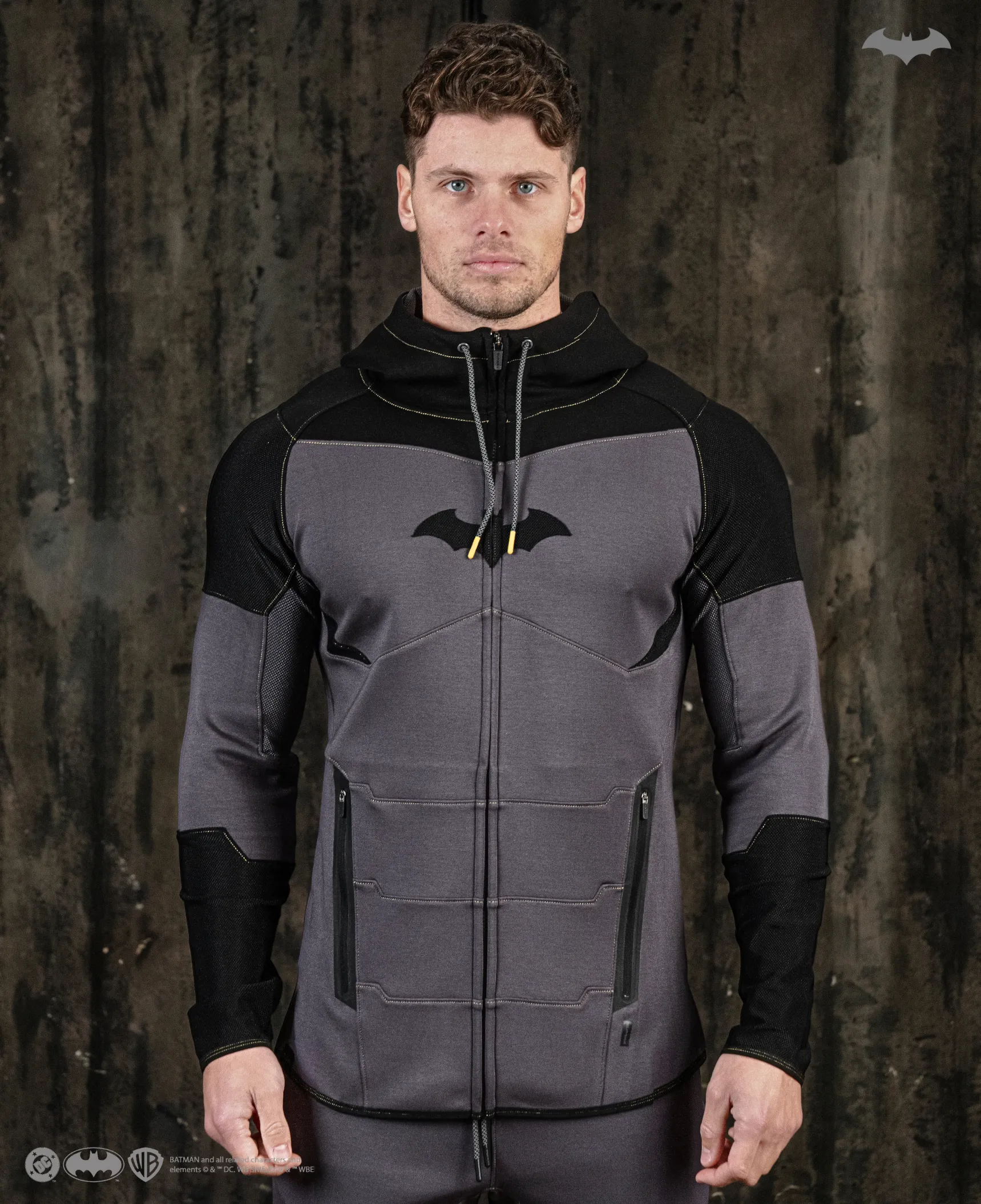 BATMAN Limited Edition Collectors Bundle w/ Free LTD Shirt