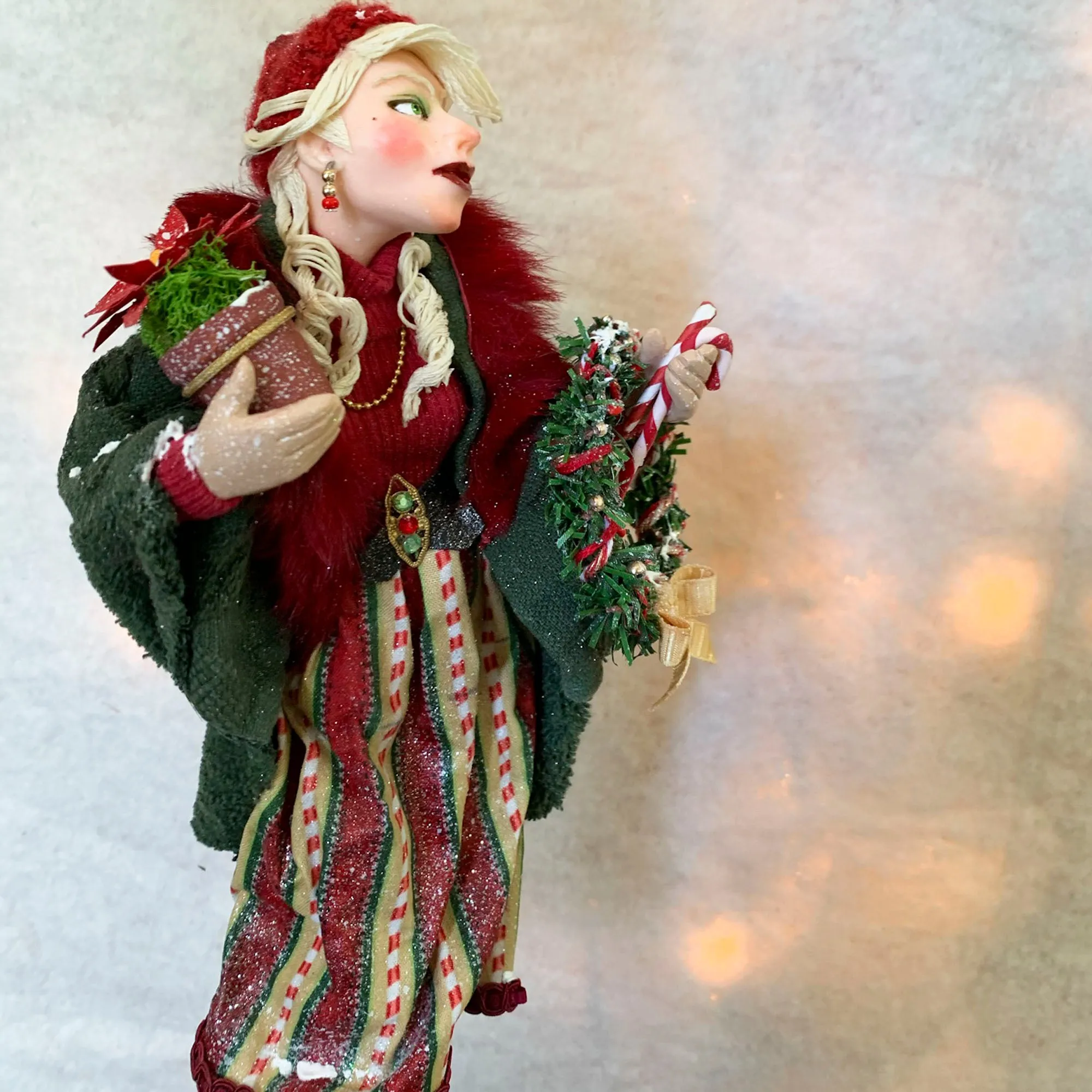 Christmas Shopper Hanging ornament - Love to shop - Shopaholic christmas ornament