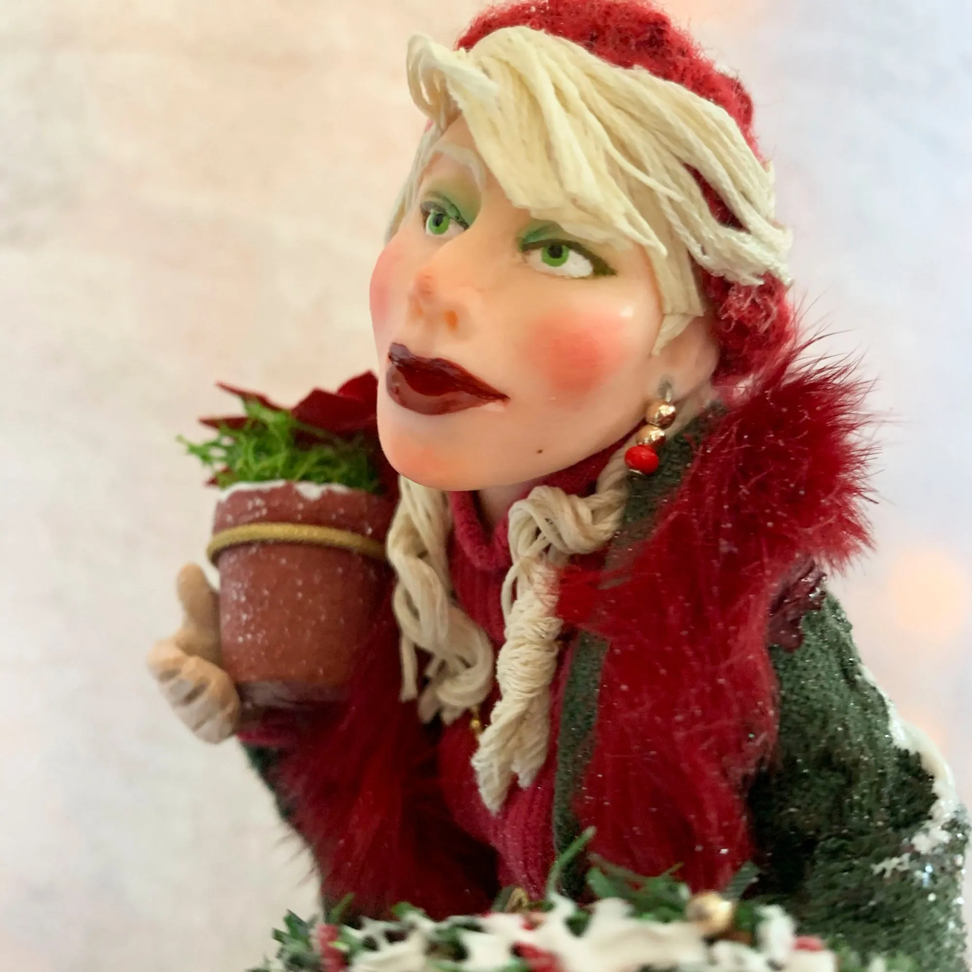 Christmas Shopper Hanging ornament - Love to shop - Shopaholic christmas ornament