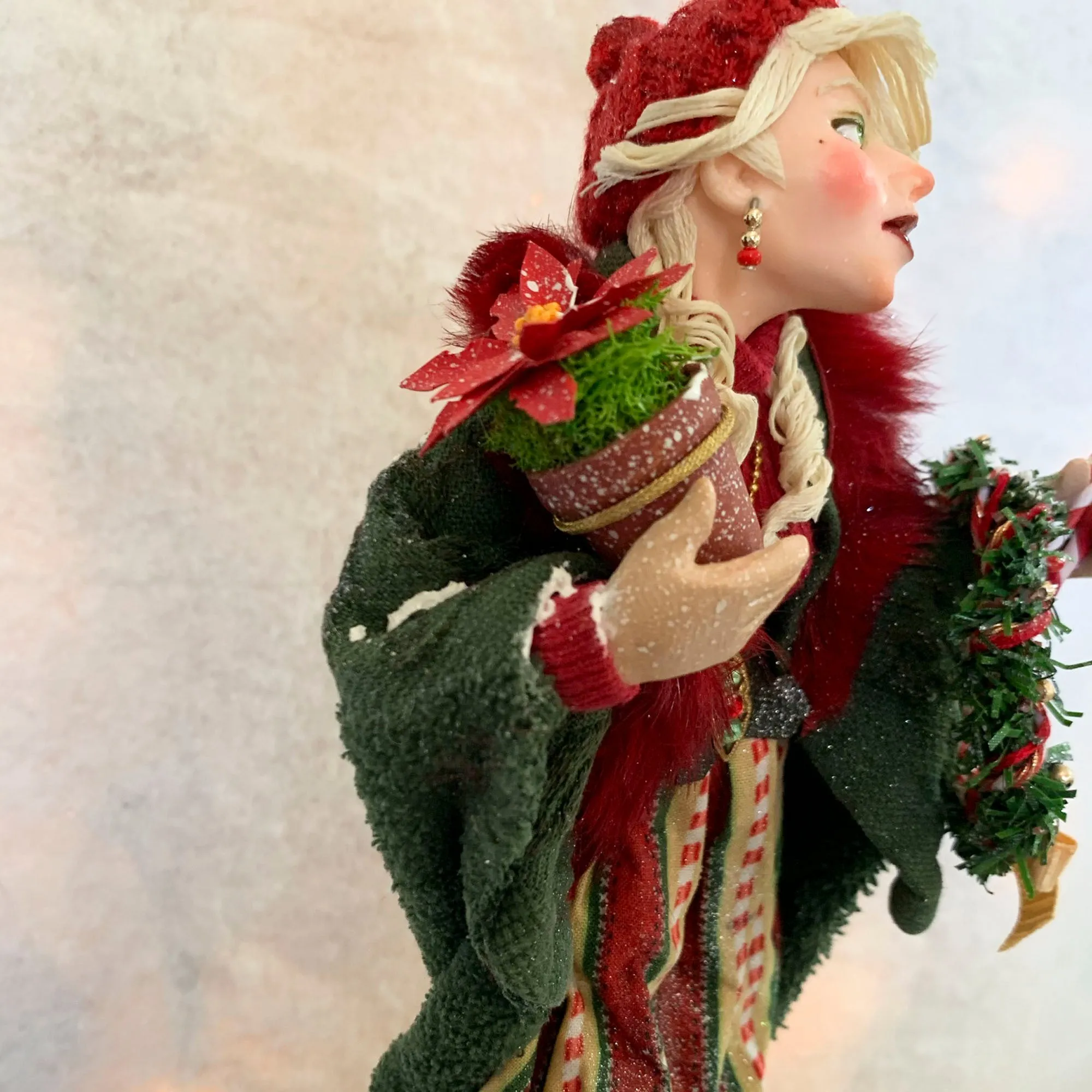 Christmas Shopper Hanging ornament - Love to shop - Shopaholic christmas ornament