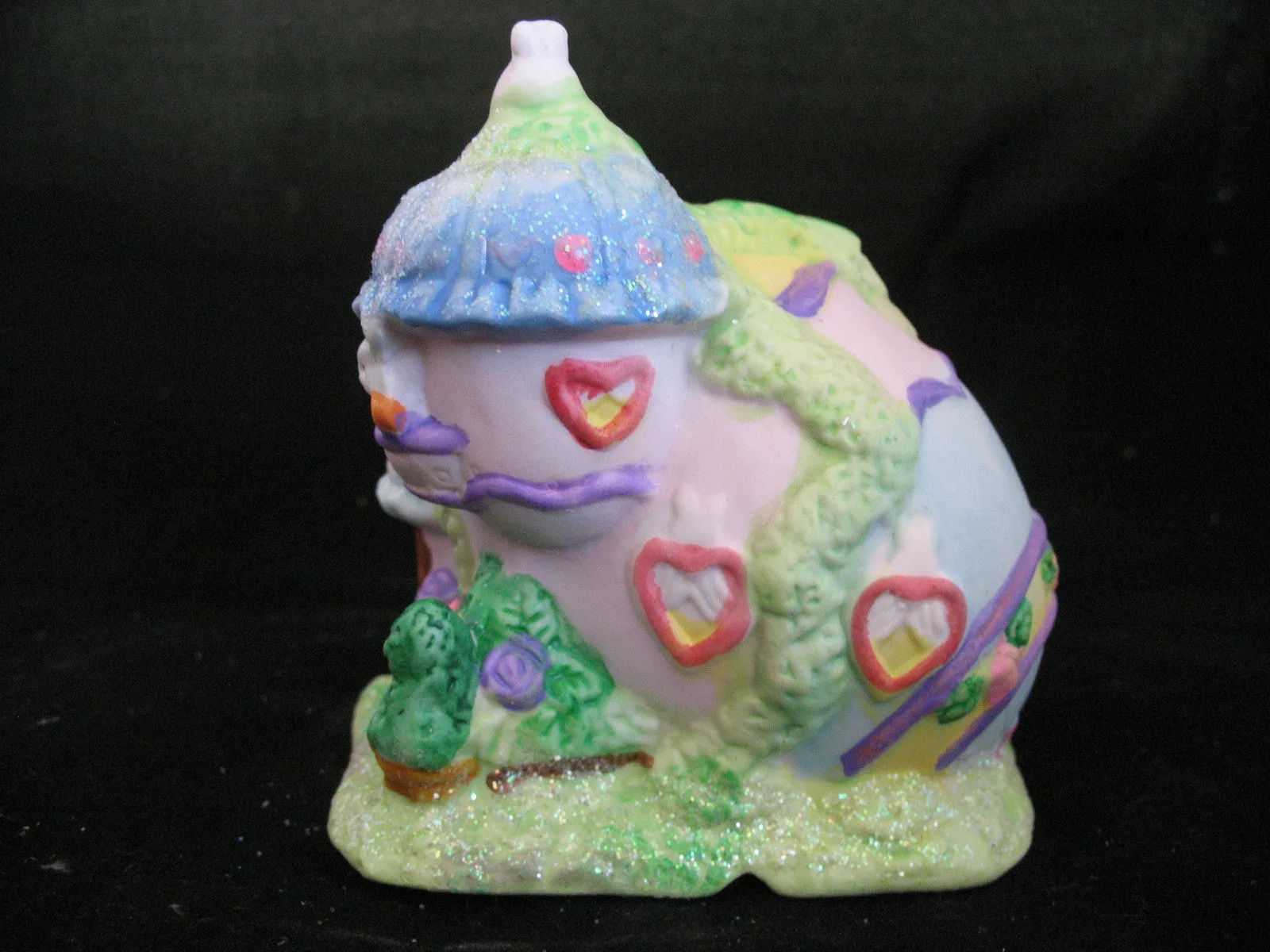 EASTER Sunday BUNNY Bunnies RABBITS EGG FACTORY HOUSE STORE Ceramic FIGURINE NEW