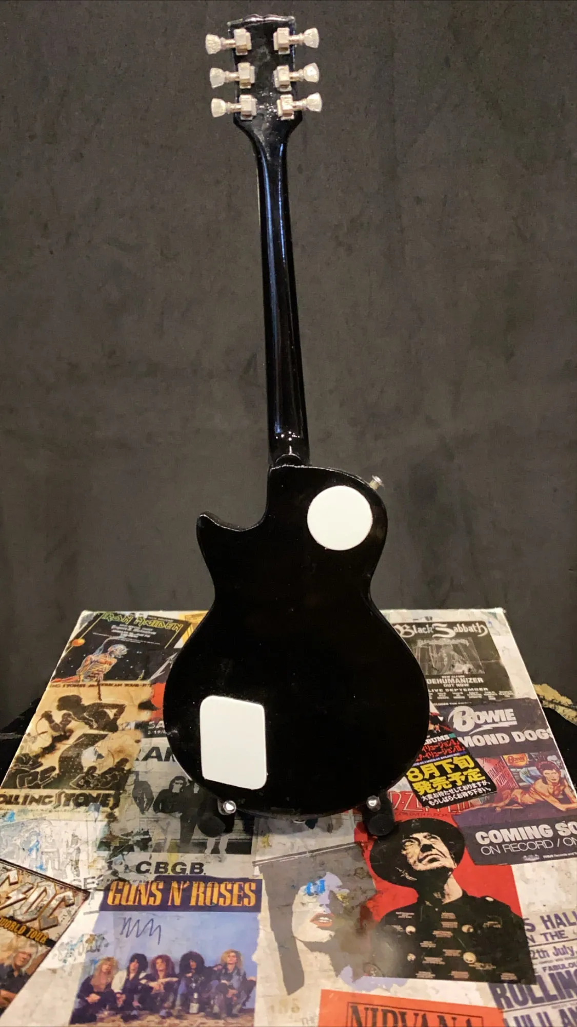 Ozzy Osbourne Zakk Wylde Camo Les Paul Miniature Guitar