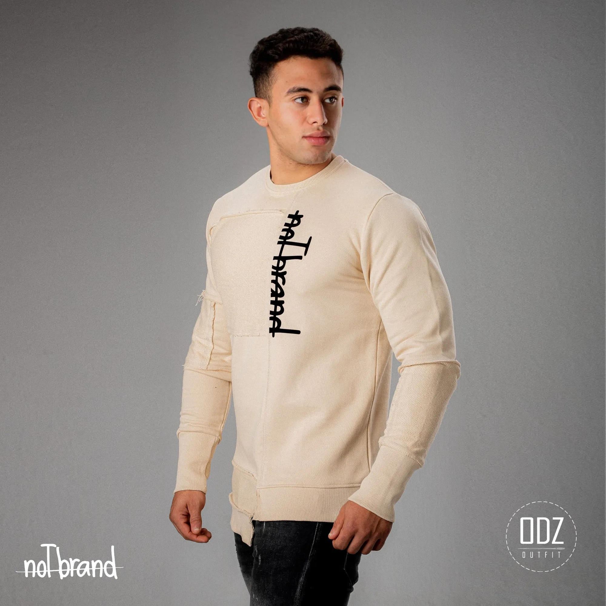 PRINTED CUT&SEW SWEATER