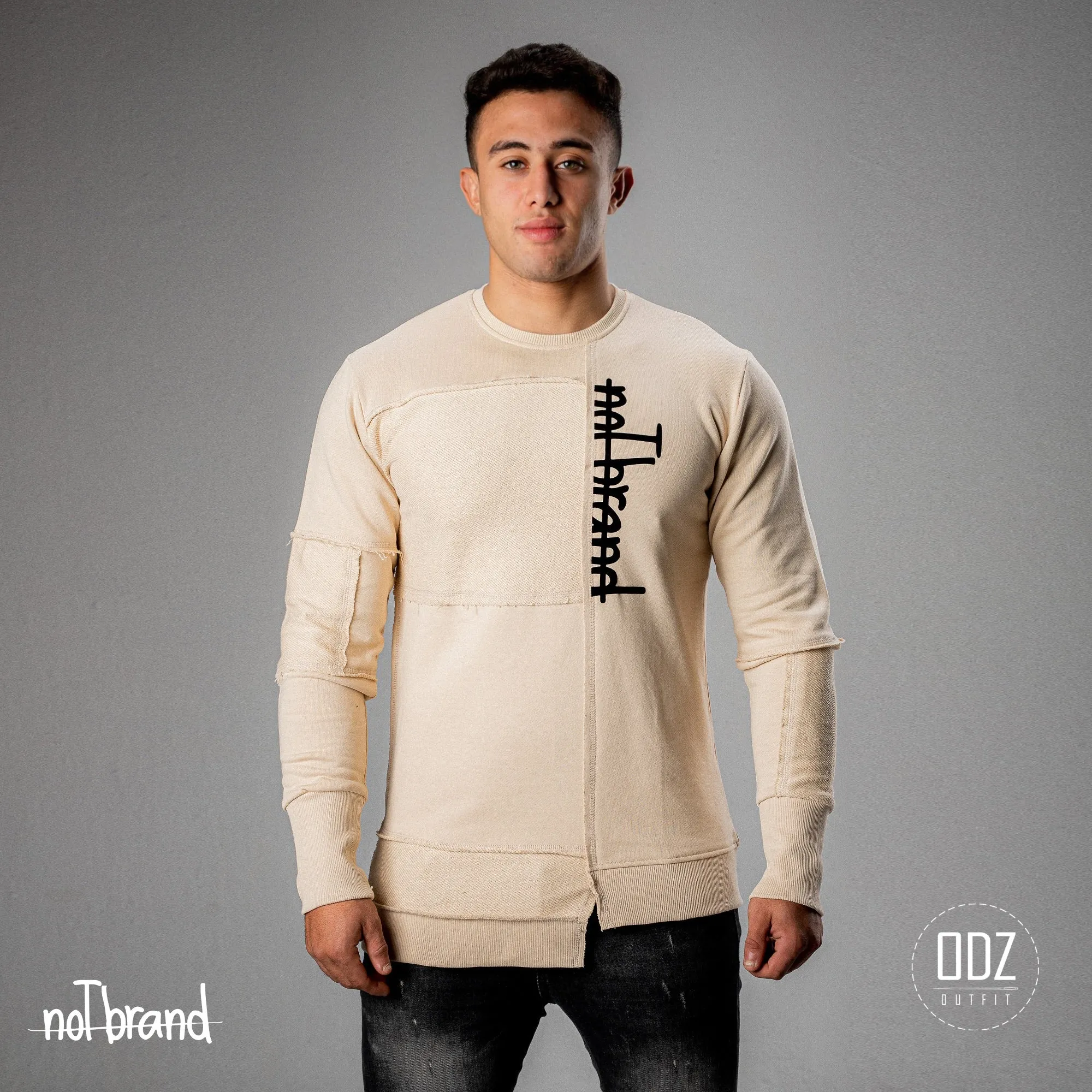 PRINTED CUT&SEW SWEATER