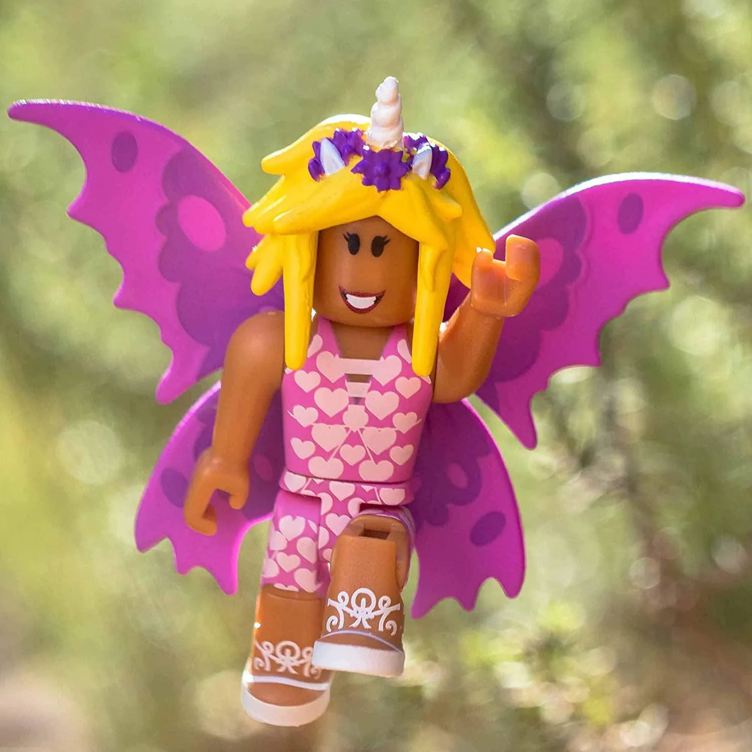 Roblox Celebrity Collection - Series 5 Mystery Figure 1-Pack [Includes 1 Exclusive Virtual Items]